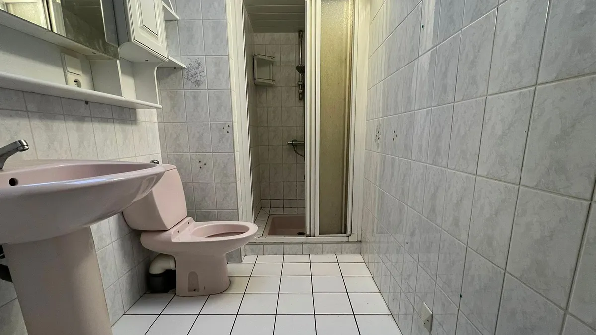 Salle de bain vintage avant